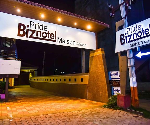 Pride Biznotel, The Maison Anand Gujarat Anand Hotel Exterior