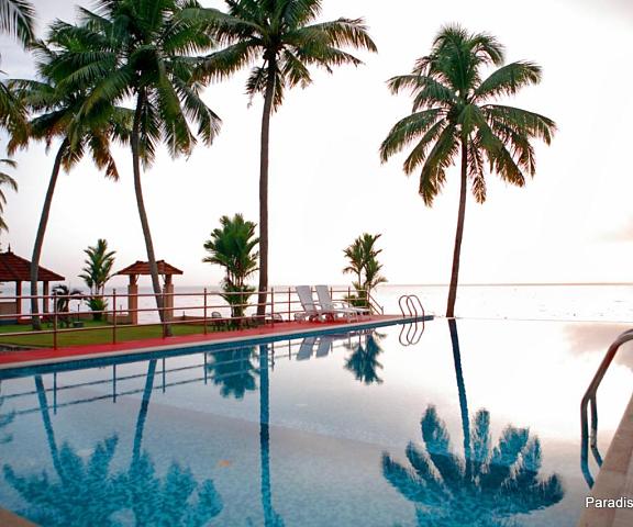 Paradise Resort Kerala Kumarakom Pool