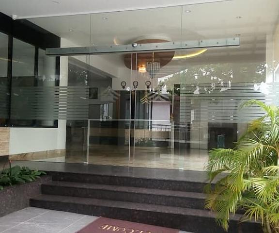 Hotel East Avenue Kerala Kozhikode Entrance