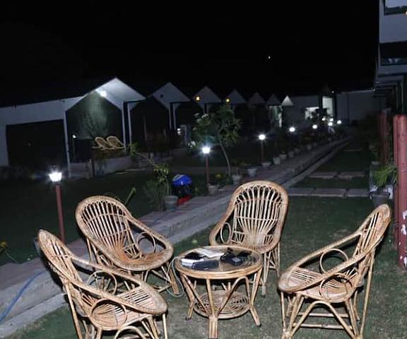 Gurugram Resort Uttaranchal Rishikesh Sitting Area