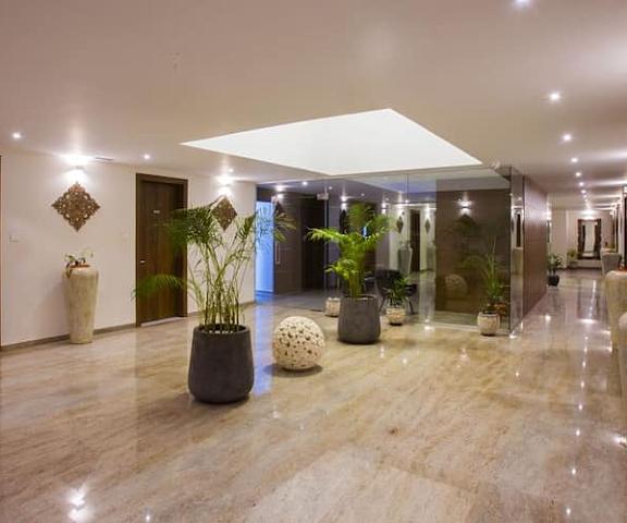 Sapphire Premium Hotel & Suite Maharashtra Karad Lobby Area