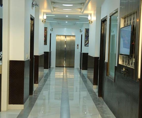 The Mirage Palace Haryana Rohtak Interior Entrance