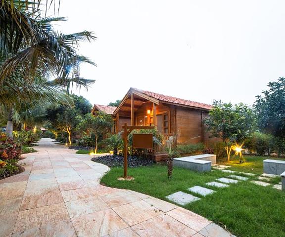 Brown Town Resort & Spa Telangana Hyderabad Suite with Garden View