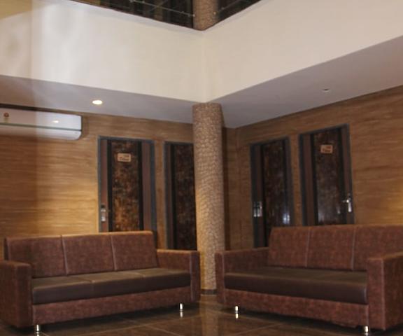 Dev Motel & Banquet Gujarat Nadiad Lobby