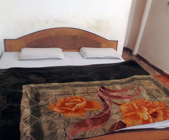Hotel Madhuban Jammu and Kashmir Katra Deluxe Double Bedroom