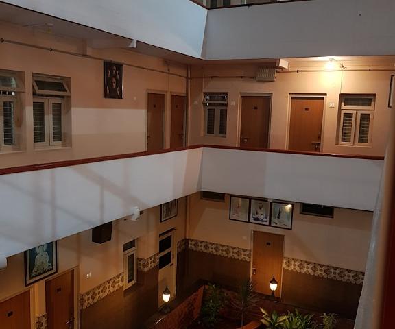 Sri Kumara Lodge Karnataka Bangalore Interior Entrance