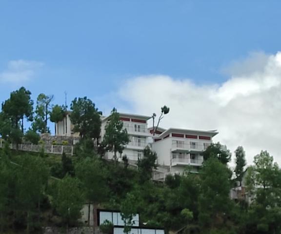 juSTa Mukteshwar Retreat & Spa Uttaranchal Nainital Entrance