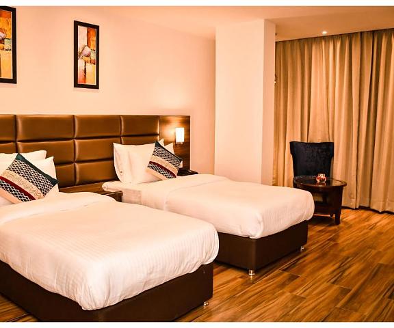 The Downtown Uttar Pradesh Kanpur Deluxe Double Room