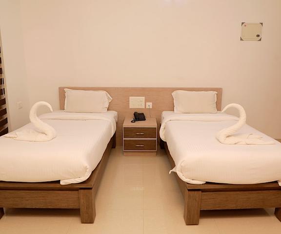 Chandra Inn Kerala Kollam Room