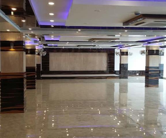 Hotel Crystal International Jharkhand Dhanbad Hallway