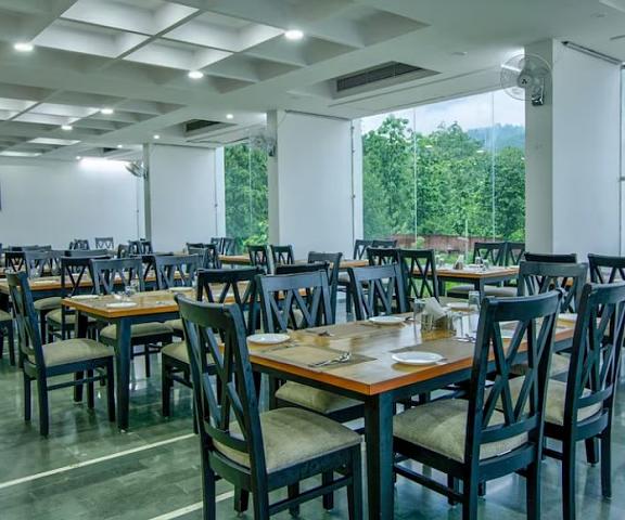 Cloyster resort and spa Uttaranchal Corbett Restaurant