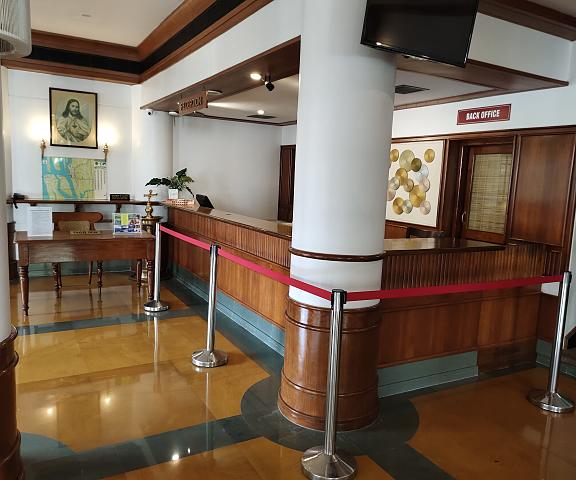 Grand Hotel Kerala Kochi Reception