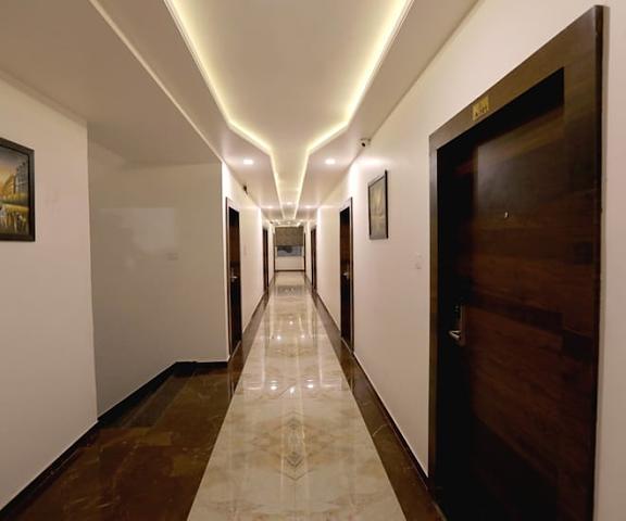 Hotel Neva Ji Palace Rajasthan Kota Corridors