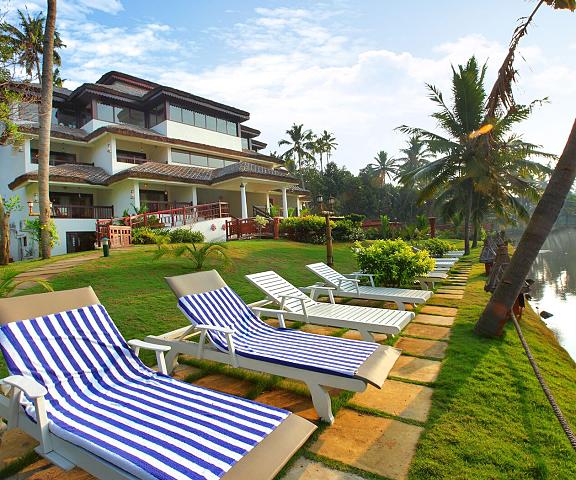 Fragrant Nature Backwater Resort and Ayurveda Spa Kerala Kollam Pool