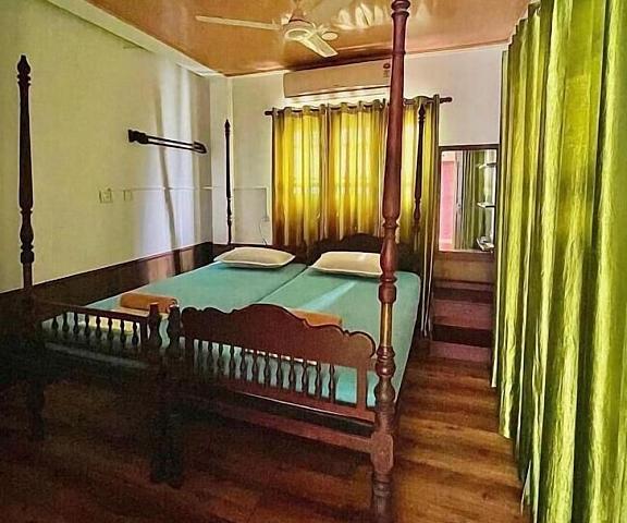 Reds Residency - Homestay Kerala Kochi Room