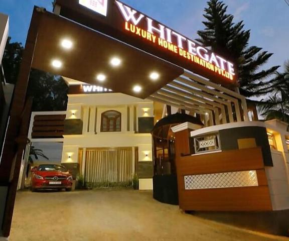 White Gate Luxury Hotel Kerala Thalassery Interior Entrance