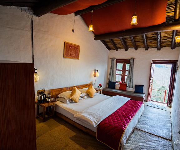 Itmenaan Estate Uttaranchal Almora Room