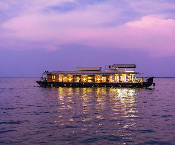 Coco HouseBoat Kerala Alleppey Primary image