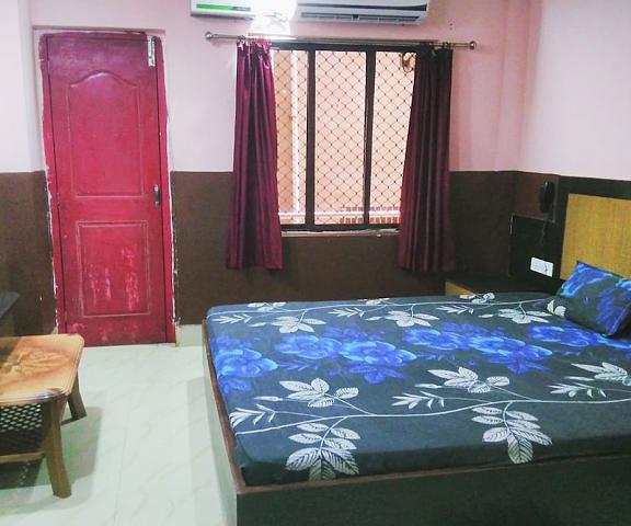 Goroomgo Samrat Palace Puri Orissa Puri Room