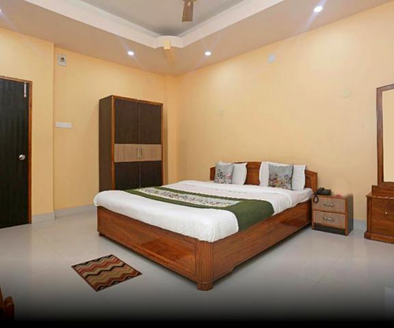 Goroomgo Arian International Puri Orissa Puri Deluxe Double Bed Room Non AC