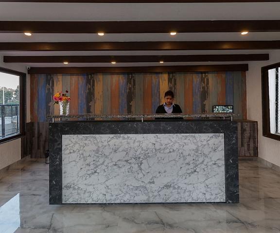 Hotel Seven Oaks Uttaranchal Mussoorie Reception