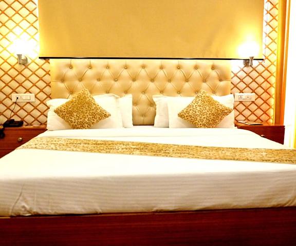 Hotel Lavenir Haryana Rohtak Room