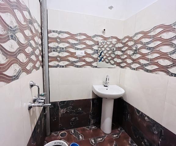 Hipostel Bir - Hostel Himachal Pradesh Baijnath Bathroom