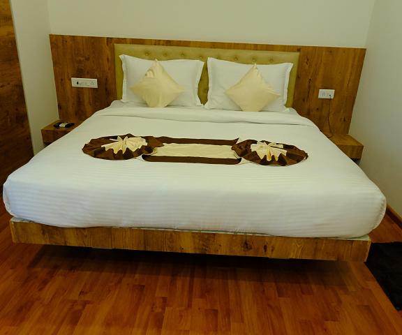 Hotel Girija Sunrise Jharkhand Deoghar Premium Room