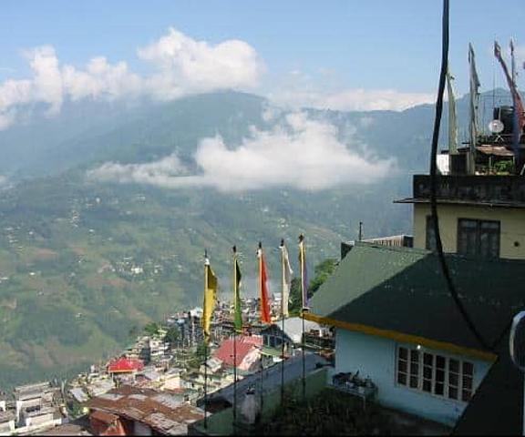 Hotel Golden Pagoda Sikkim Gangtok view from resort