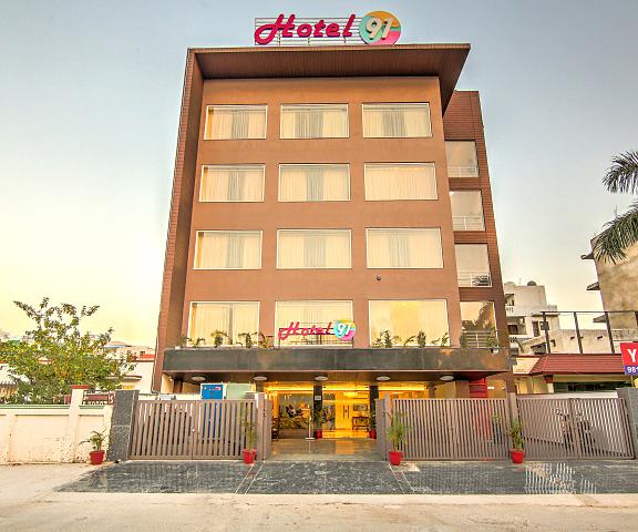 Hotel 91 Huda City Centre Haryana Gurgaon Hotel Exterior