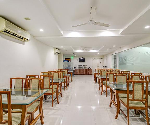 Hotel Sybaritic Suites Telangana Hyderabad Food & Dining