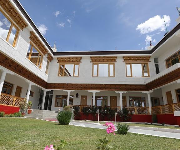 Zambala Inn Jammu and Kashmir Leh Overview