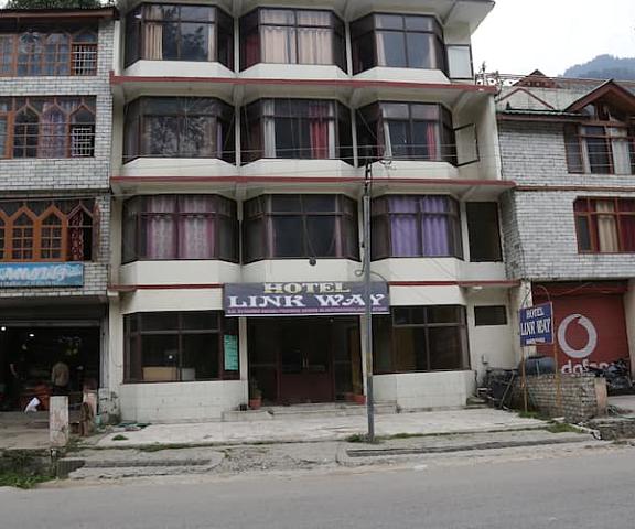 Hotel Link Way Himachal Pradesh Manali Overview