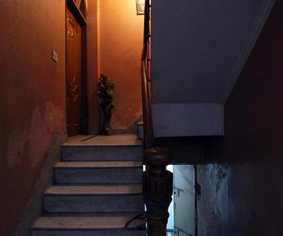 Bhati Rooms Apartments Delhi New Delhi stair