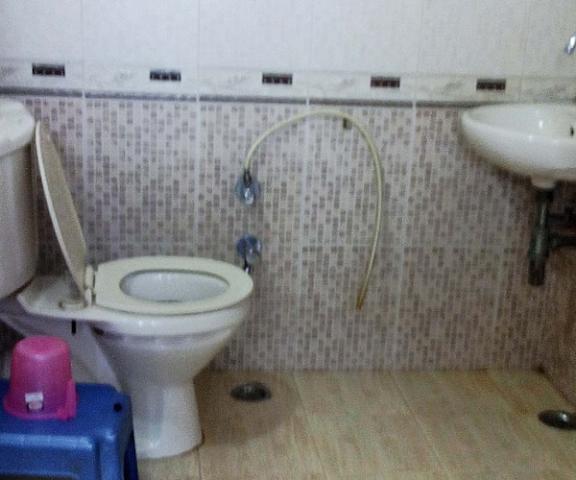 Ayaan Residency Delhi New Delhi washroom