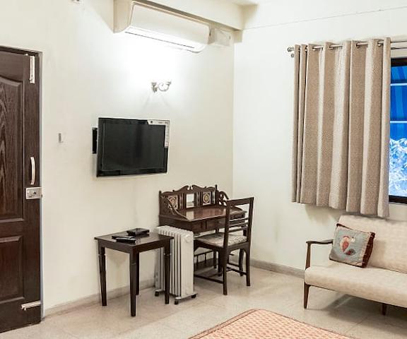 BnB room for 3 in Hauz Khas Delhi New Delhi Bedroom 4