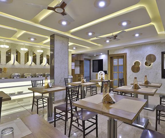 Hotel Pearl Gujarat Vadodara Food & Dining