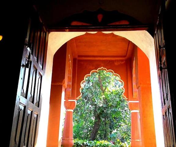 Bundelkhand Riverside Resort Madhya Pradesh Orchha Door in hotel