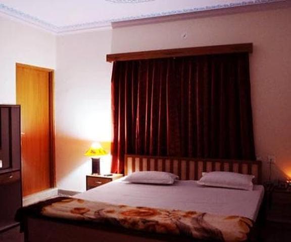 Shivika Lake Hotel Rajasthan Ranakpur 1025