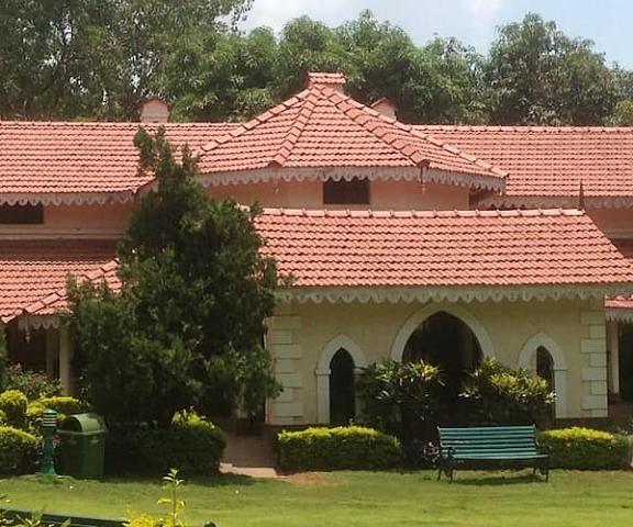 Welcomheritage Golf View Madhya Pradesh Pachmarhi overview
