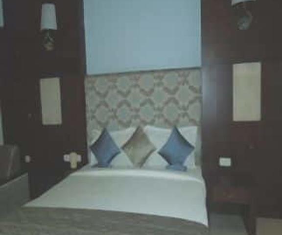 Hotel Rayyan Karnataka Hampi Double AC Room