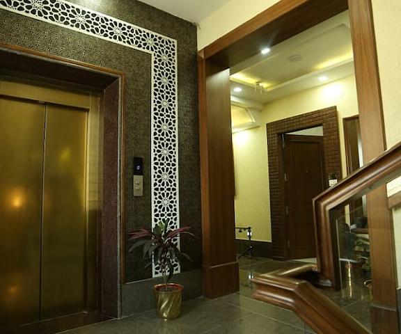 Hotel Maharaja Haryana Rohtak Lift
