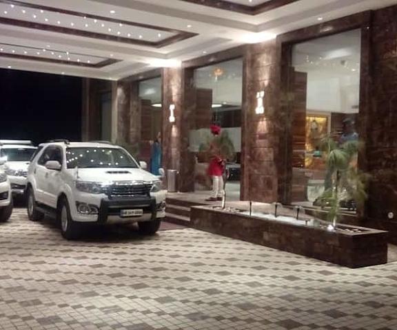 Nishuraj Resorts Haryana Sirsa Entrance