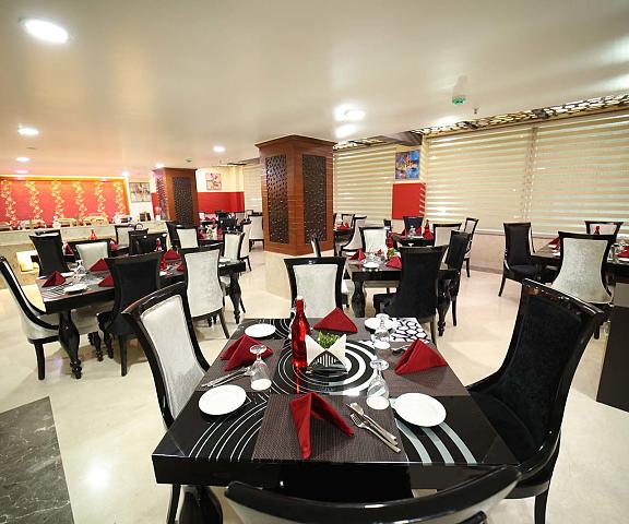 The Red Velvet Hotel Samarpan Bihar Patna Food & Dining
