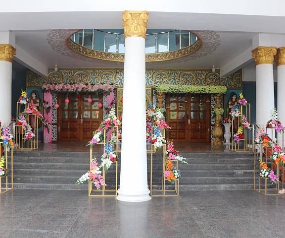 Gadiraju Palace Convention Centre & Hotel Andhra Pradesh Visakhapatnam Hotel Exterior