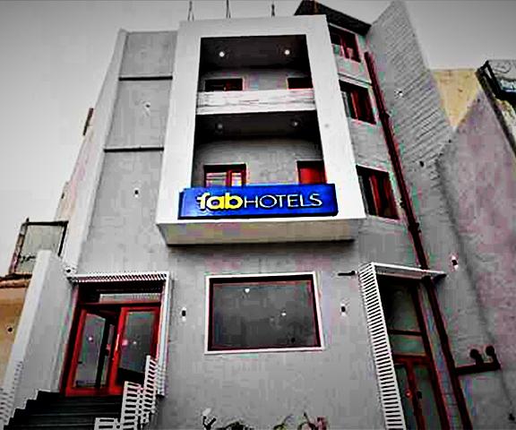FabHotel NH7 Punjab Zirakpur Hotel Exterior