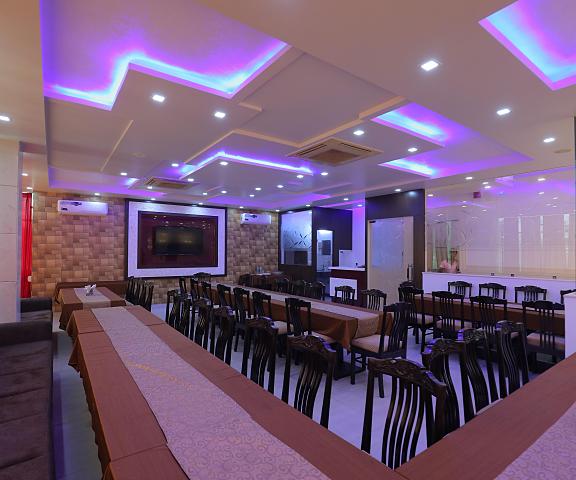 Hotel Sahibs Red Carpet Uttar Pradesh Agra Food & Dining
