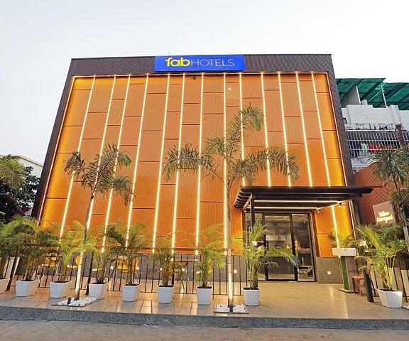 FabHotel Oasis Yellow Courtyard Madhya Pradesh Bhopal Hotel Exterior