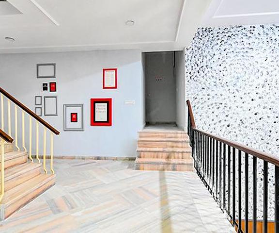 Fab Hotel Classic Holiday Rajasthan Jaipur Staircase