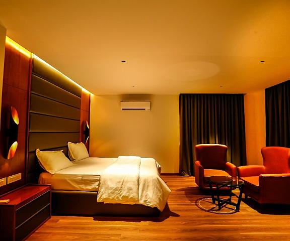 Hotel Malayoram Gateway Kerala Kozhikode Standard Room